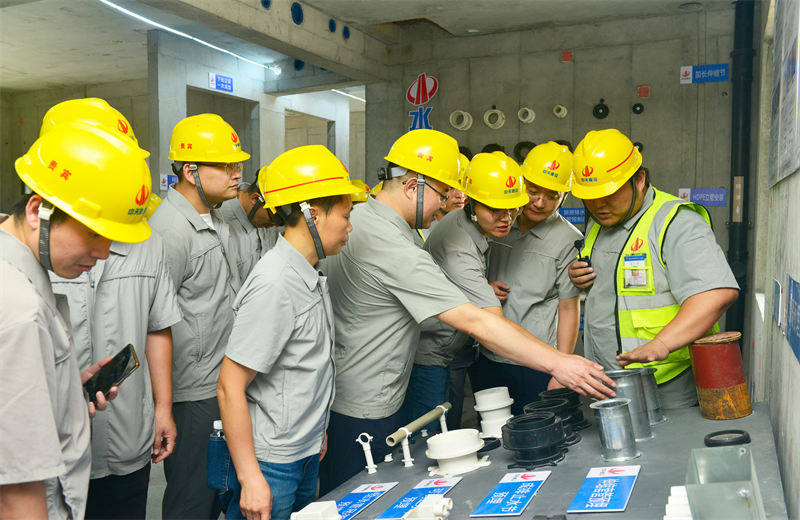 为进一步推进优质客户高效履约，提升交付品质、达成客户满意，2025年6月25日，优德88建设集团在上海组织召开2025年越秀地产、华润置业客户履约推进会。